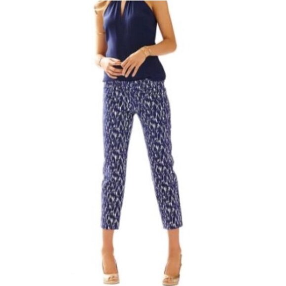 Lilly Pulitzer Women's NWT Blue White Pattern Luxury Capri Pants Size 2 - Picture 1 of 7